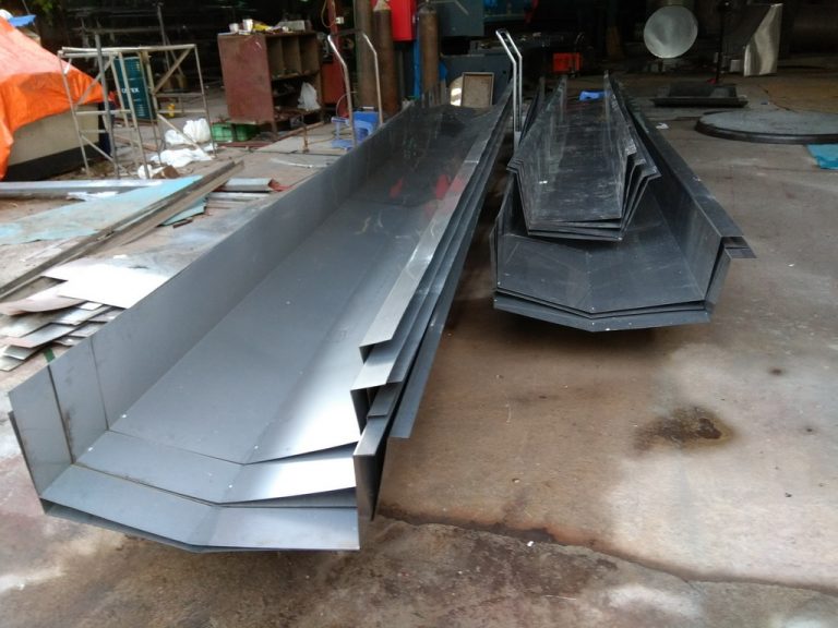 Báo giá thi công sửa chữa làm máng xối