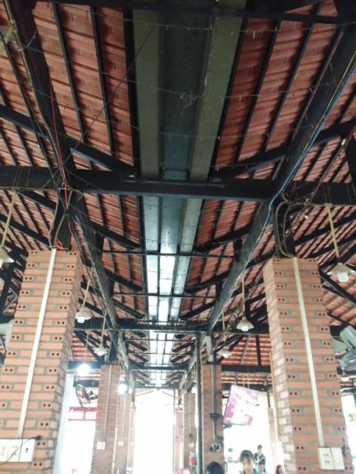 Thi công máng xối tại 129 Đinh Tiên Hoàng