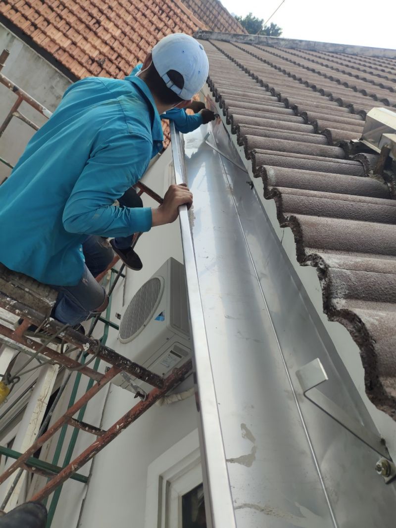 Làm máng xối tại tp,hcm